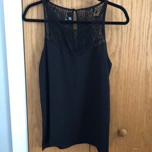 🆕IZ Byer Top Black Sleeveless Top size Medium  NEW WITH TAGS